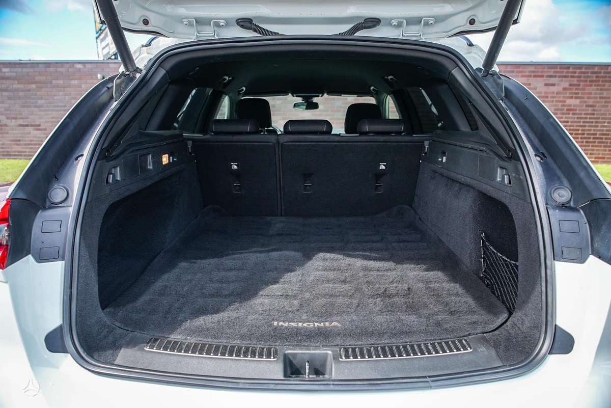 Opel Insignia, 2.0 l., Универсал