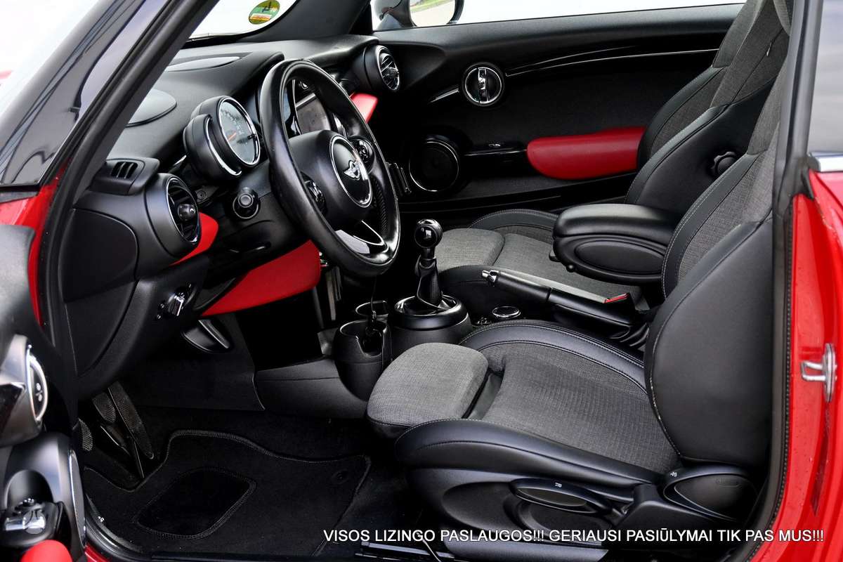 Mini Cooper, 1.5 l., hatchback