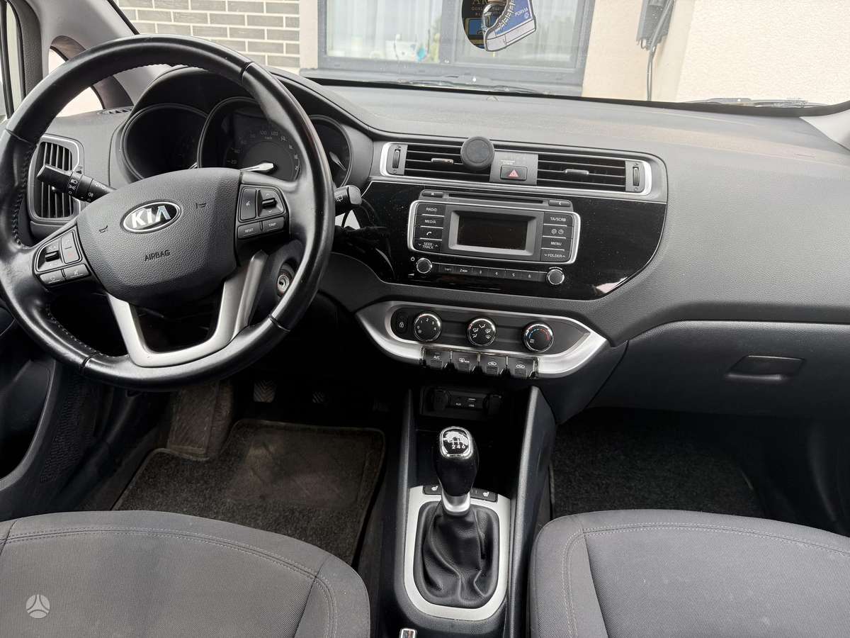Kia Rio, 1.1 l., Хэтчбек