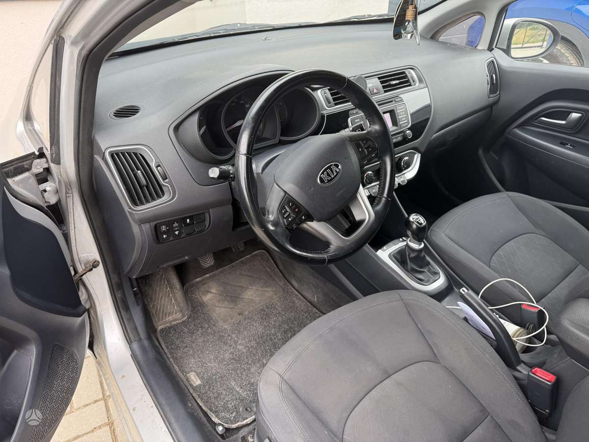 Kia Rio, 1.1 l., Хэтчбек