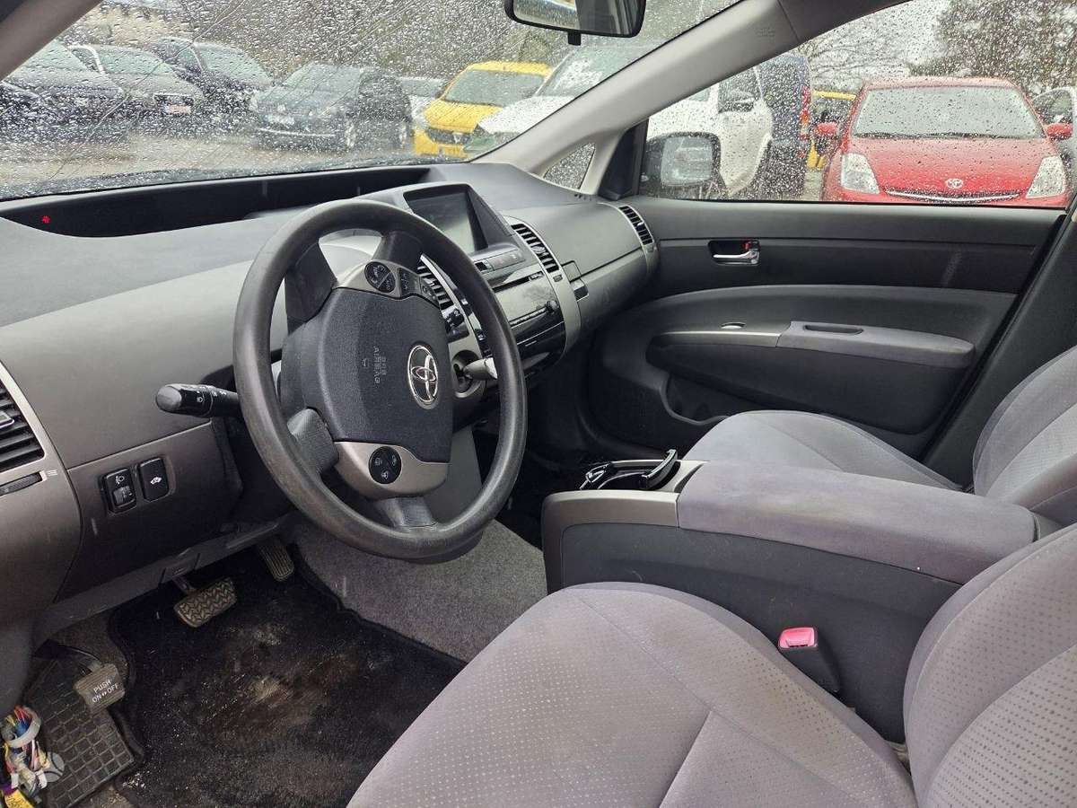 Toyota Prius - 6