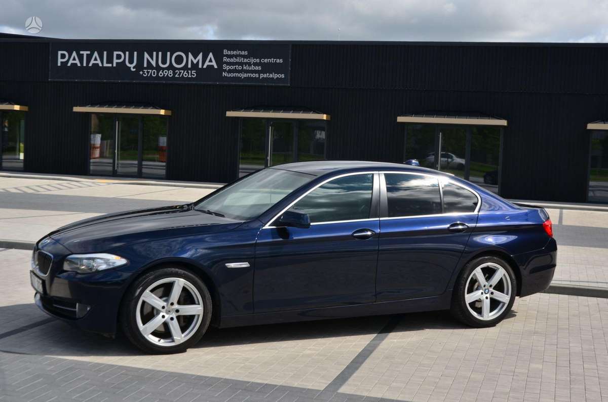 BMW 525, 3.0 l., Седан