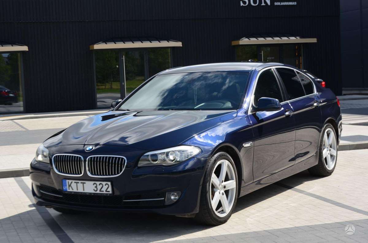 BMW 525, 3.0 l., Седан