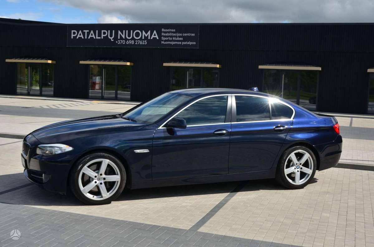 BMW 525, 3.0 l., Седан