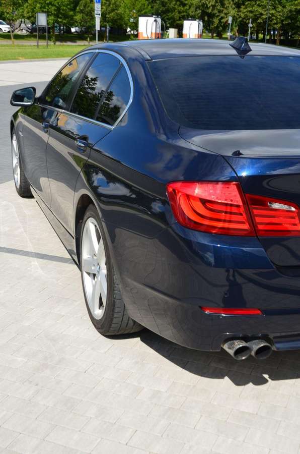 BMW 525, 3.0 l., Седан