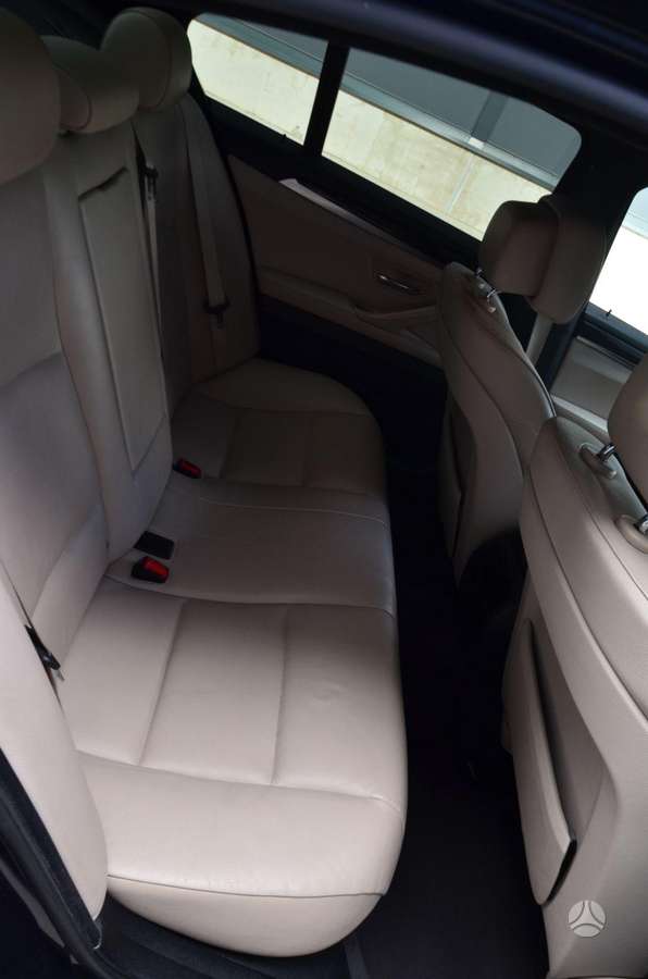 BMW 525, 3.0 l., Седан