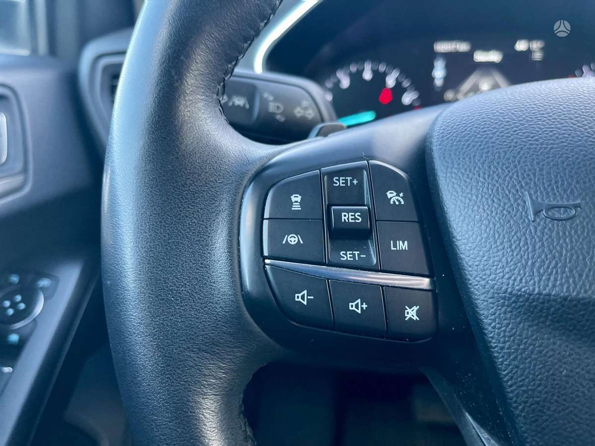 Ford Focus, 1.0 l., hatchback