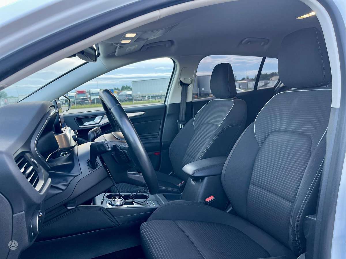 Ford Focus, 1.0 l., hatchback