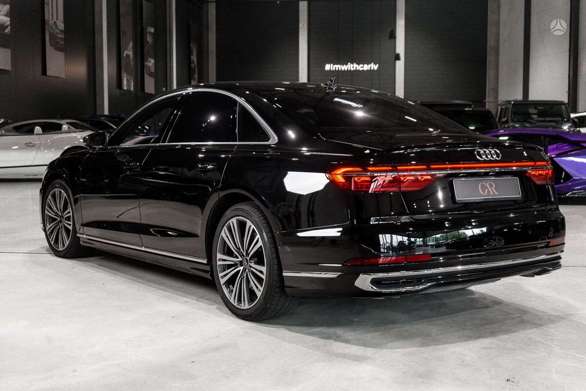 Audi A8, 3.0 l., Седан