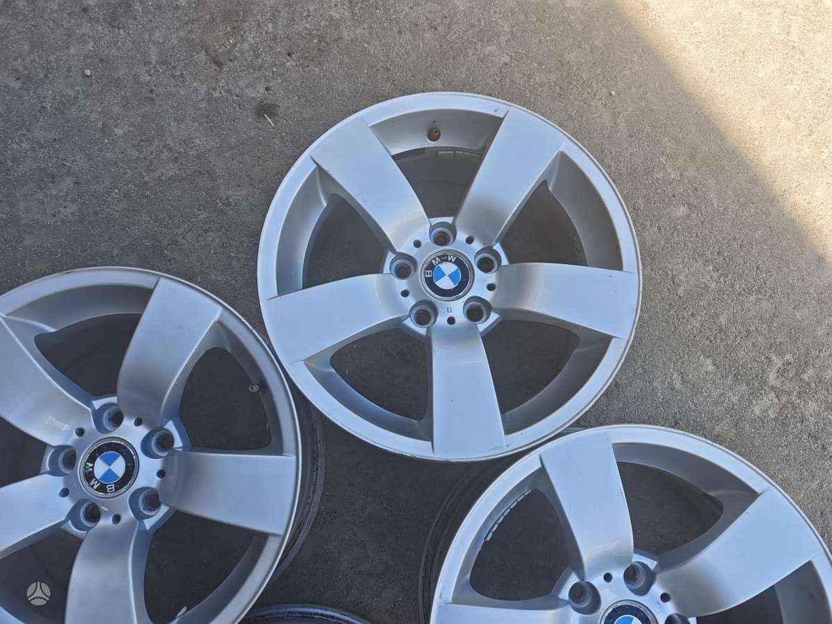 BMW E60, lengvojo lydinio, R17
