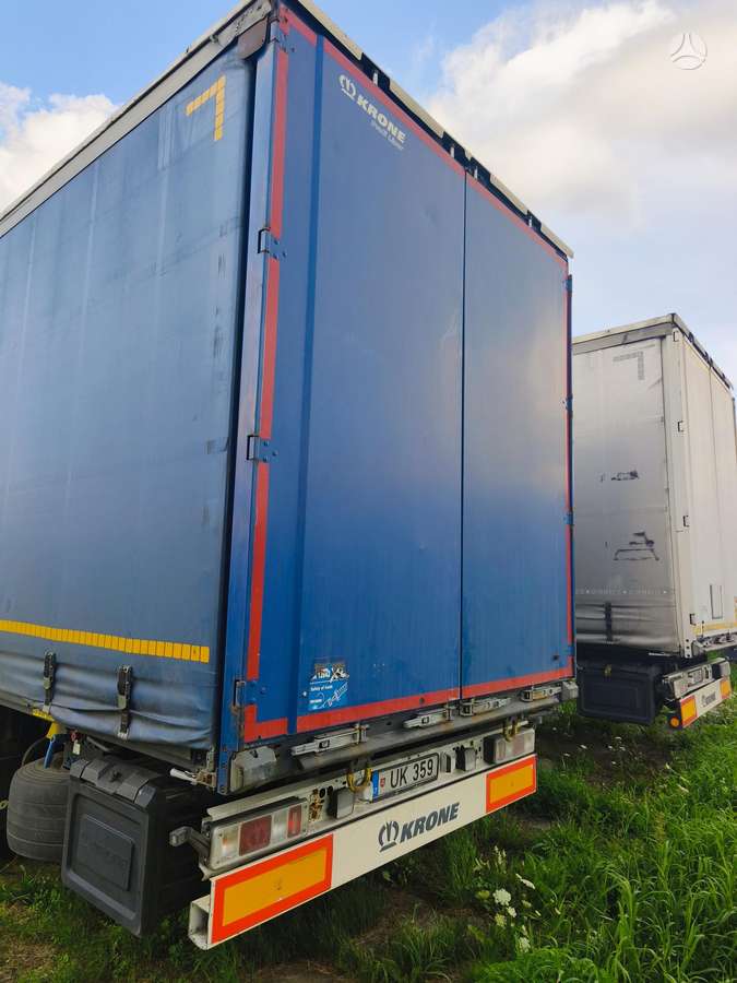 Krone, curtain / tarpaulin