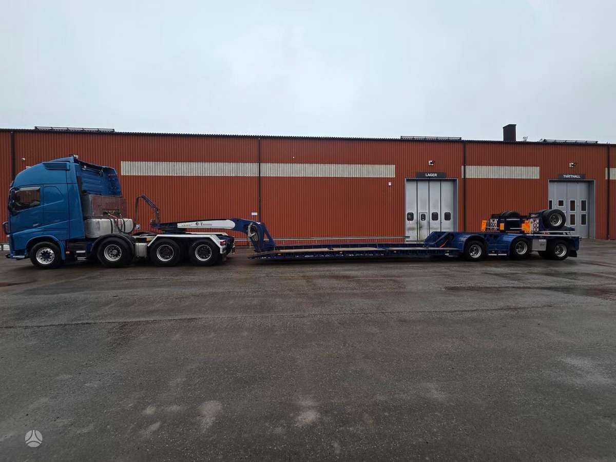 Volvo FH 16 750 8x4, single sleeper