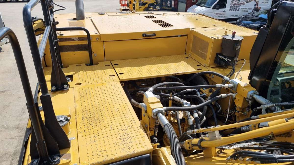 Caterpillar 336, ekskavatoriai