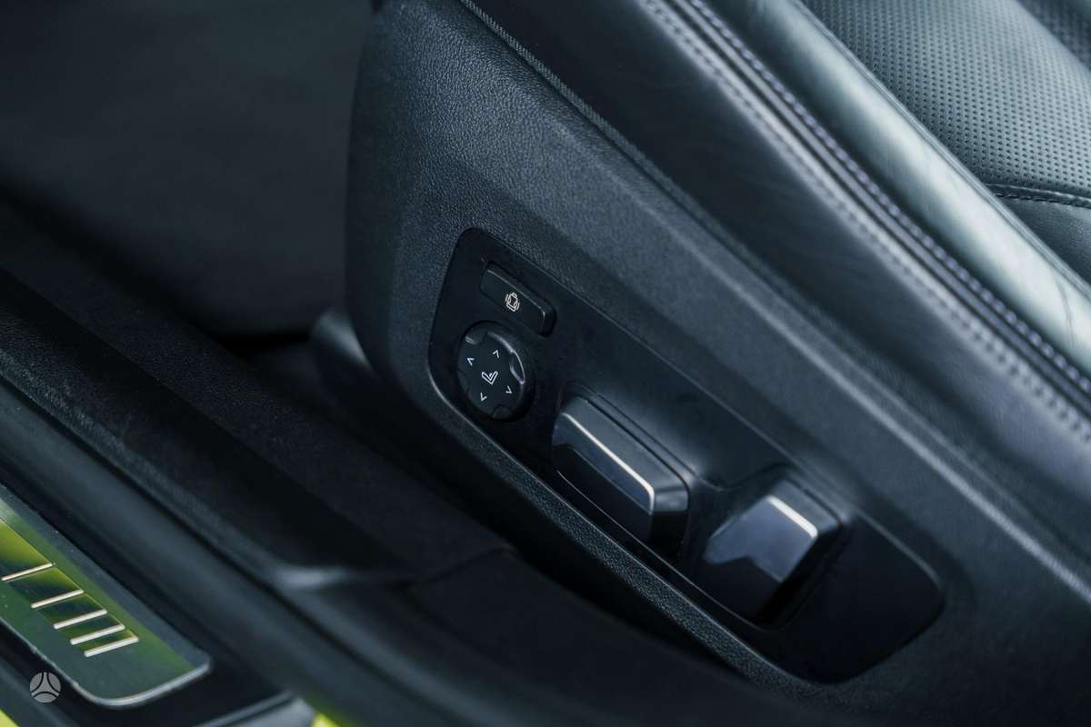 BMW M3, 3.0 l., Седан