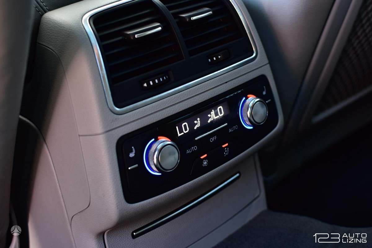 Audi A6, 3.0 l., universalas