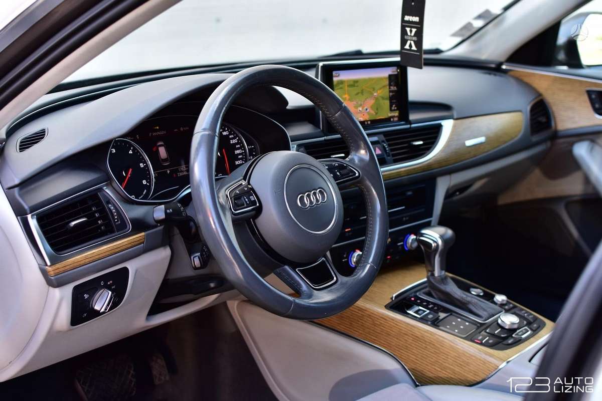 Audi A6, 3.0 l., universalas