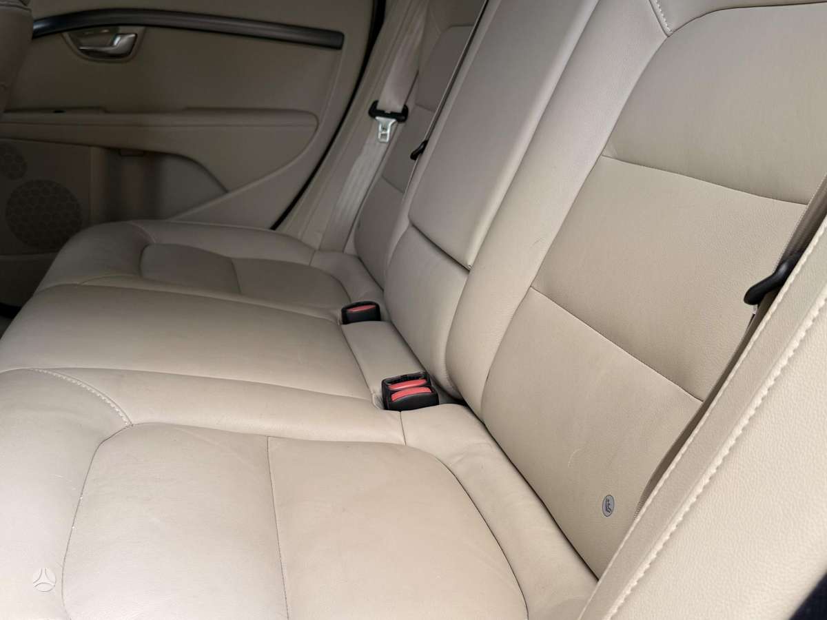 Volvo V70, 2.0 l., wagon