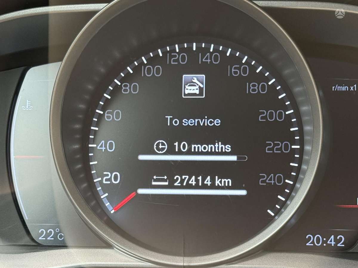 Volvo V70, 2.0 l., Универсал
