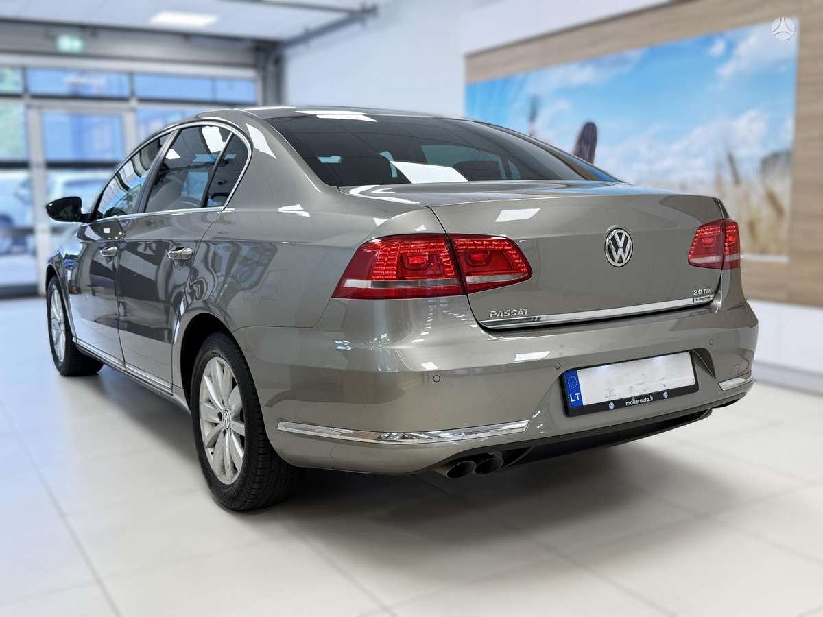 Volkswagen Passat - 5
