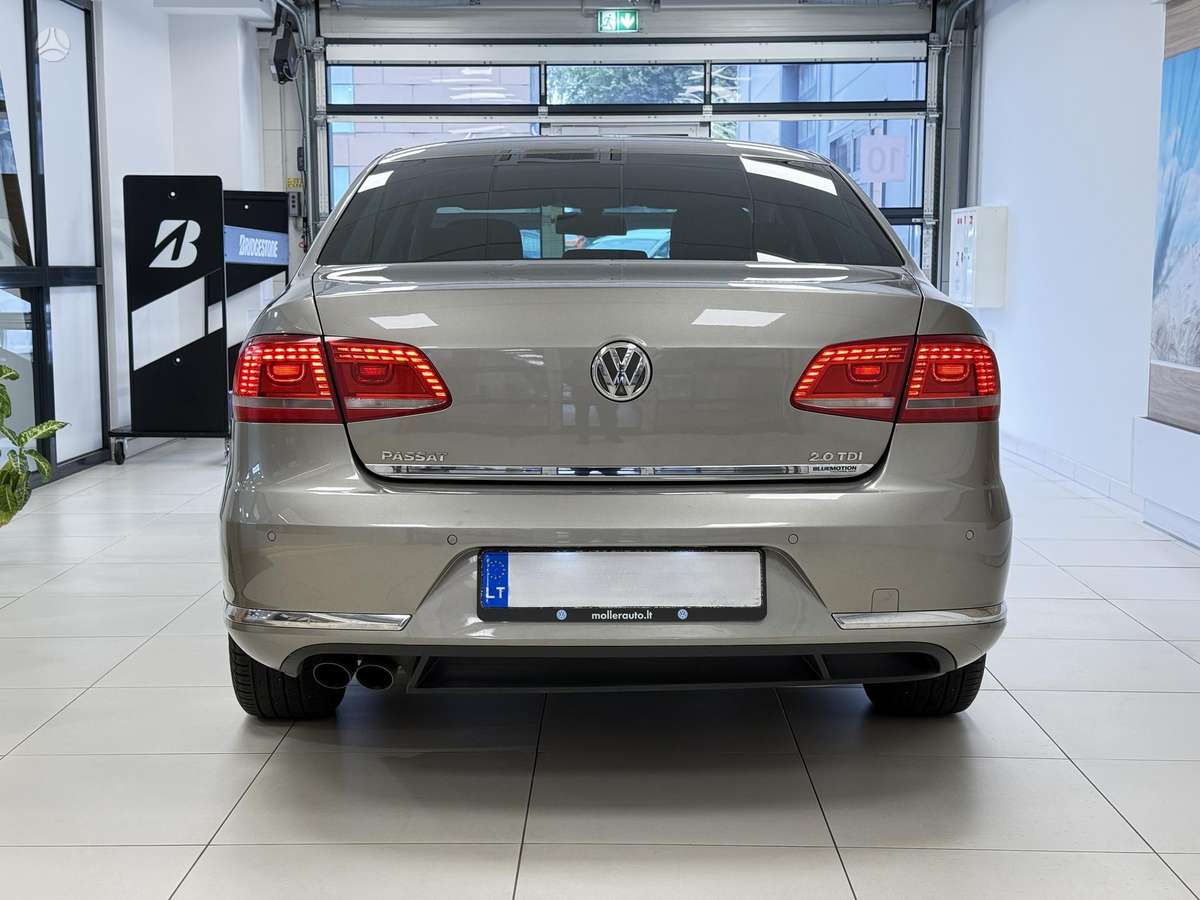Volkswagen Passat - 6