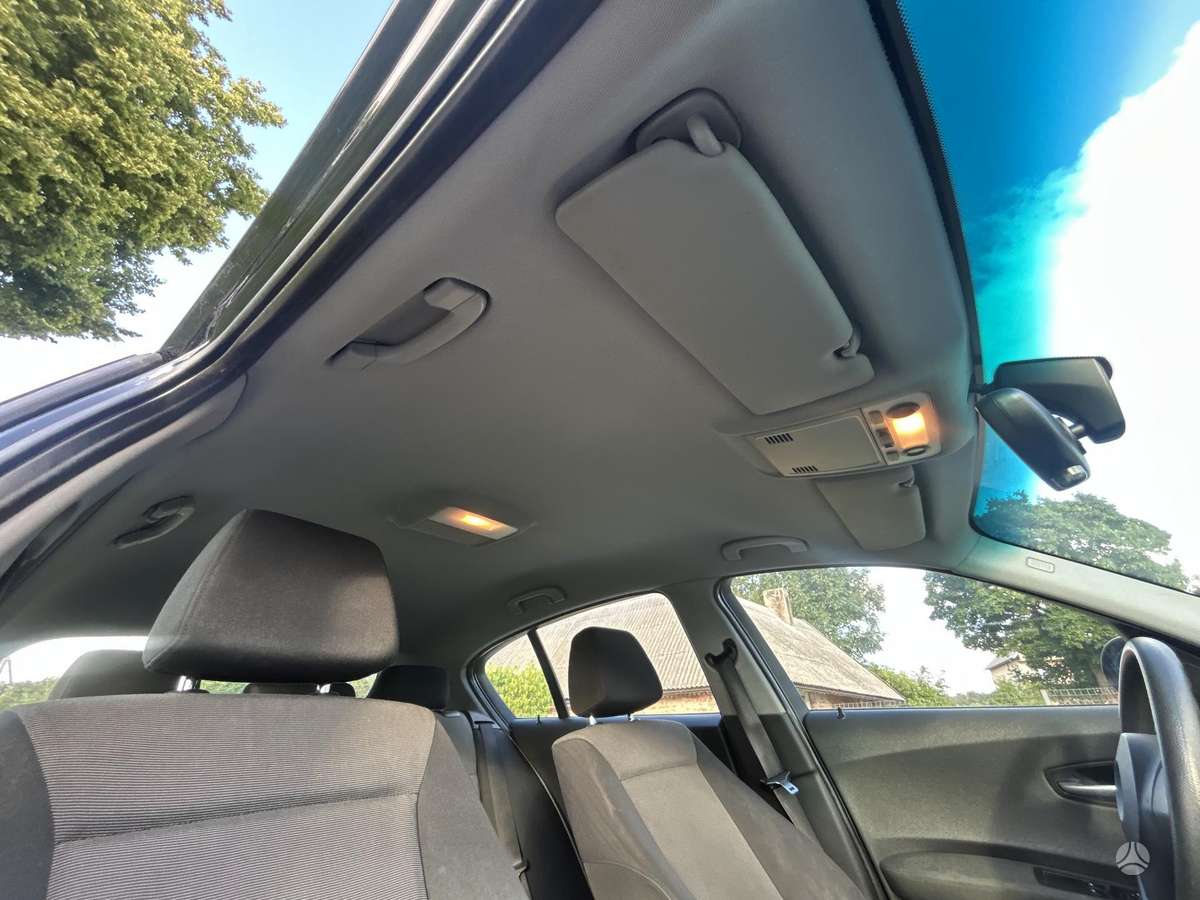 BMW 116, 1.6 l., hatchback