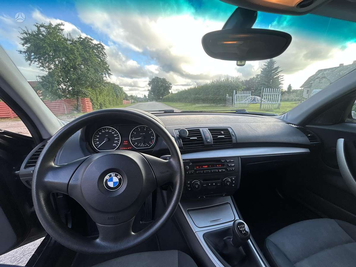 BMW 116, 1.6 l., hatchback