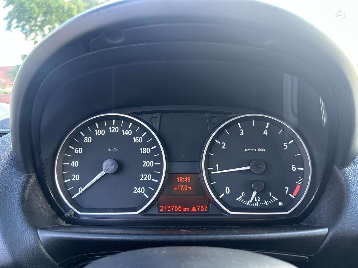 BMW 116, 1.6 l., hatchback