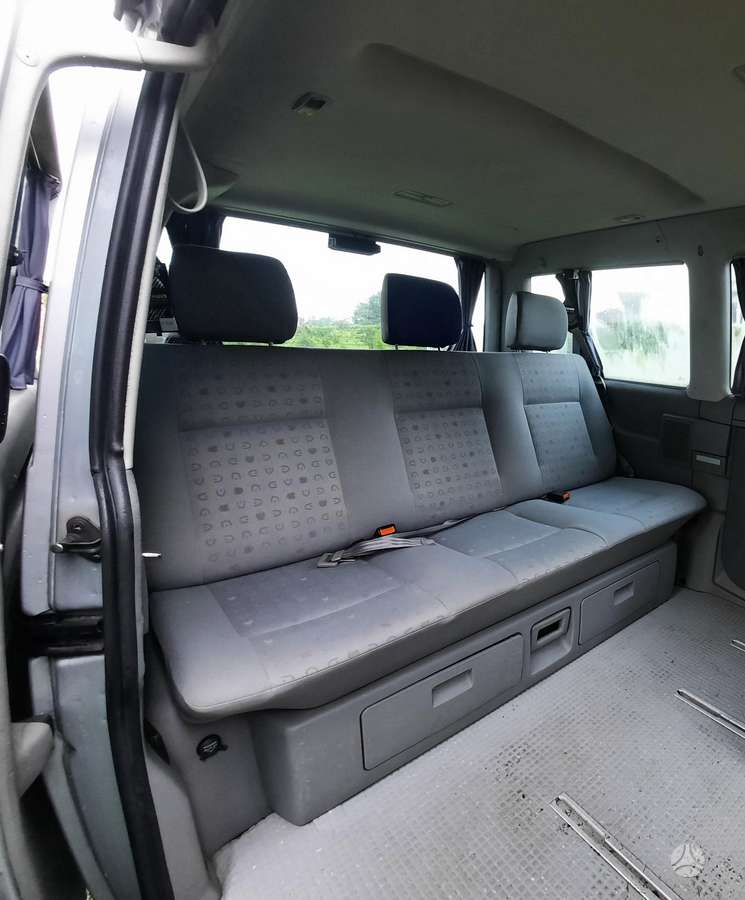 Volkswagen Multivan, 2.5 l., Минивэн