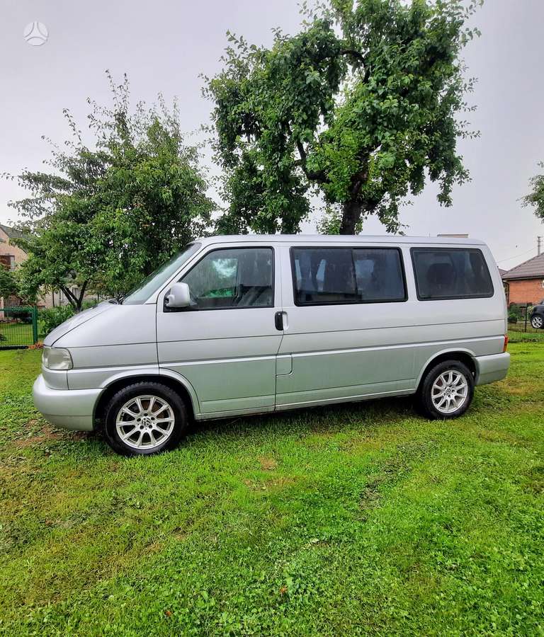 Volkswagen Multivan, 2.5 l., Минивэн