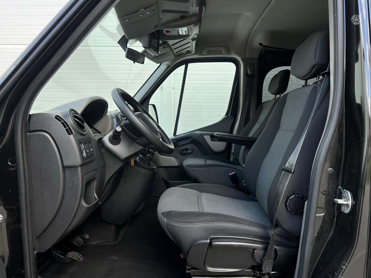 Renault Master, 2.3 l., passenger minibus