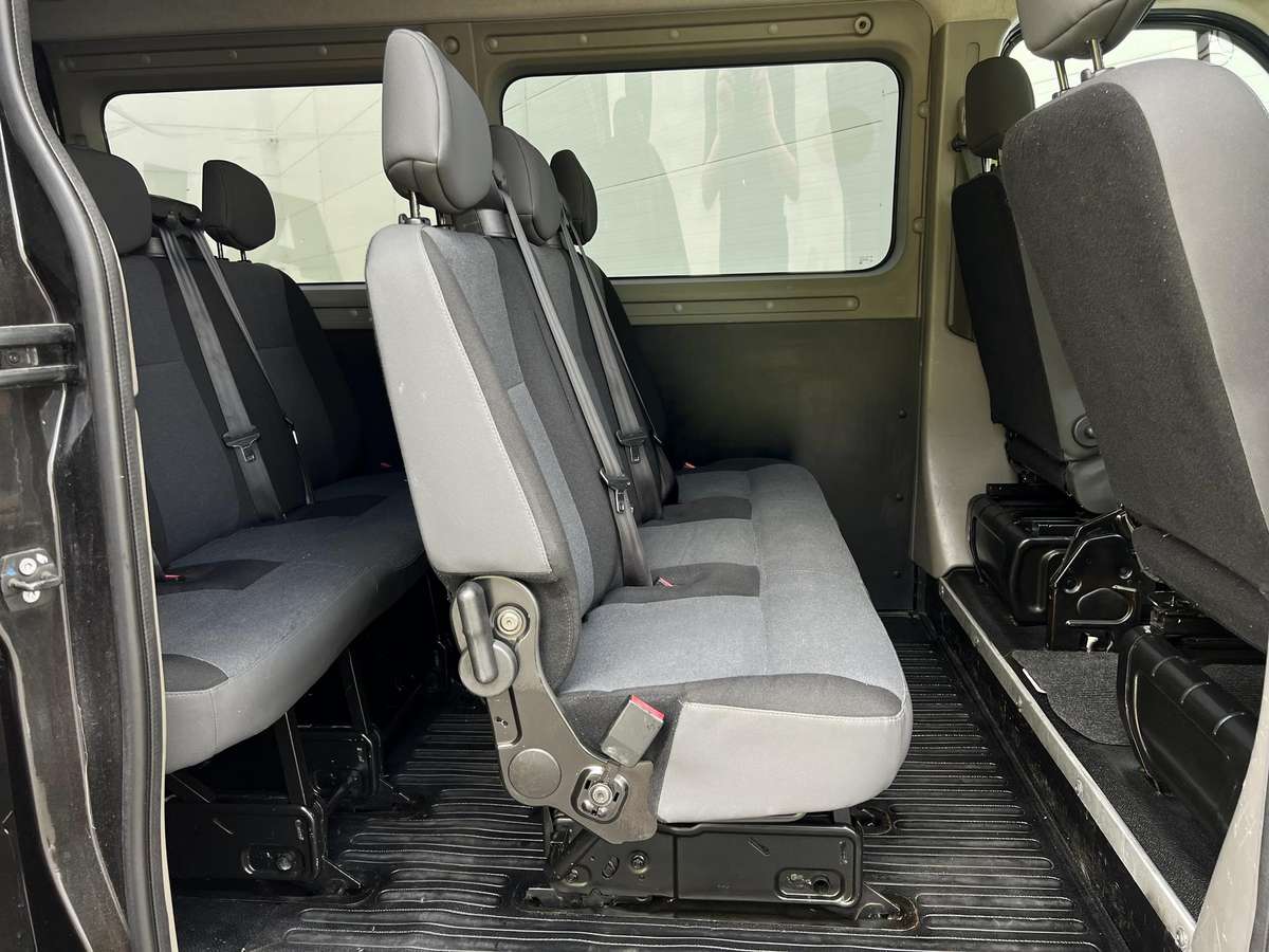 Renault Master, 2.3 l., passenger minibus