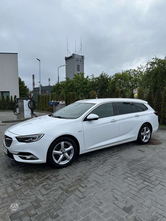 Opel Insignia, 1.6 l., Универсал