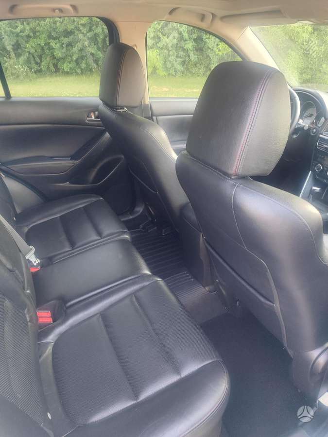 Mazda CX-5, 2.2 l., off-road / crossover