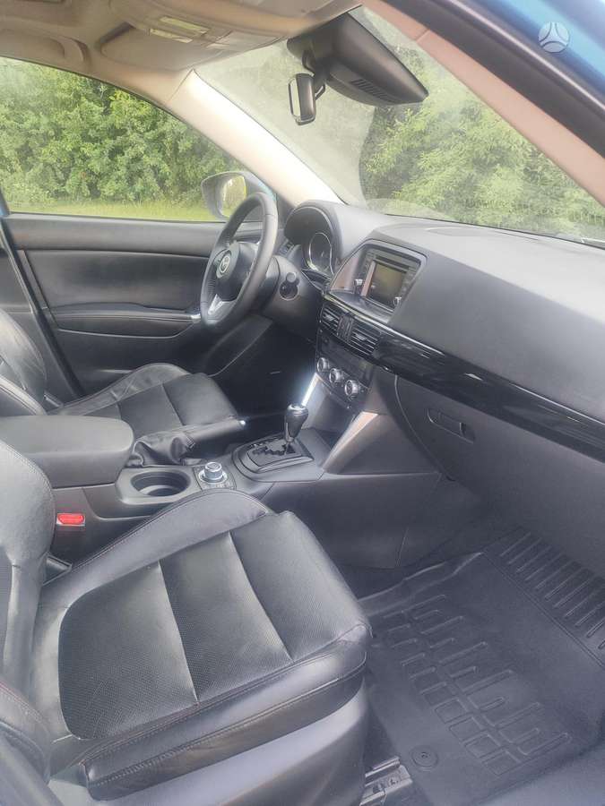 Mazda CX-5, 2.2 l., Внедорожник / Кроссовер