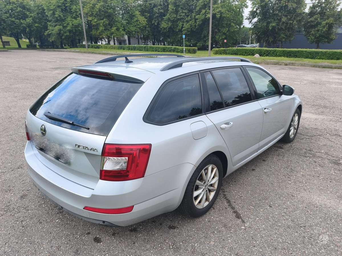 Škoda Octavia - 4