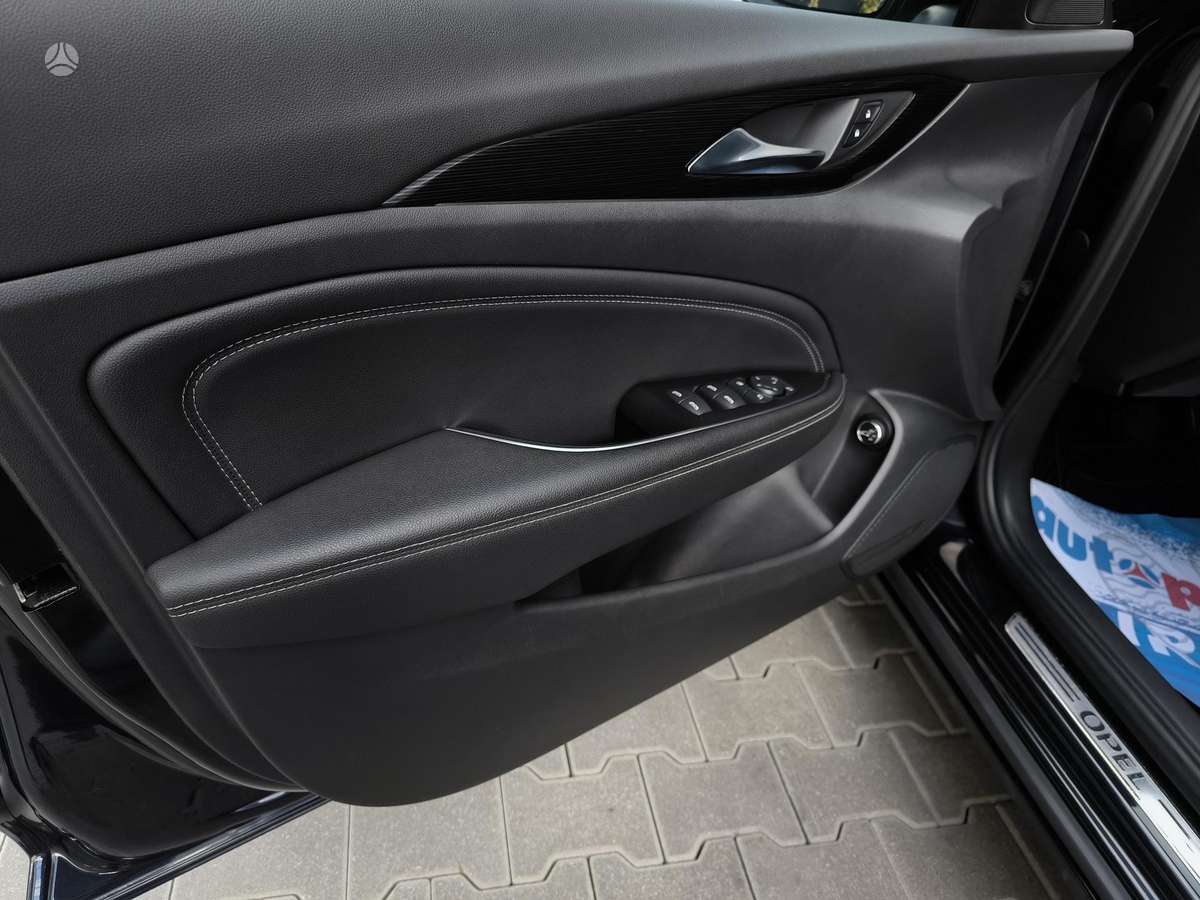 Opel Insignia, 2.0 l., Универсал