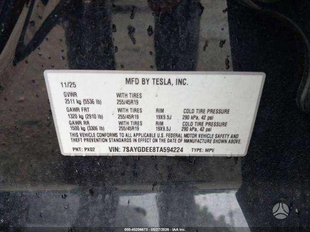 Tesla Model Y, hečbekas