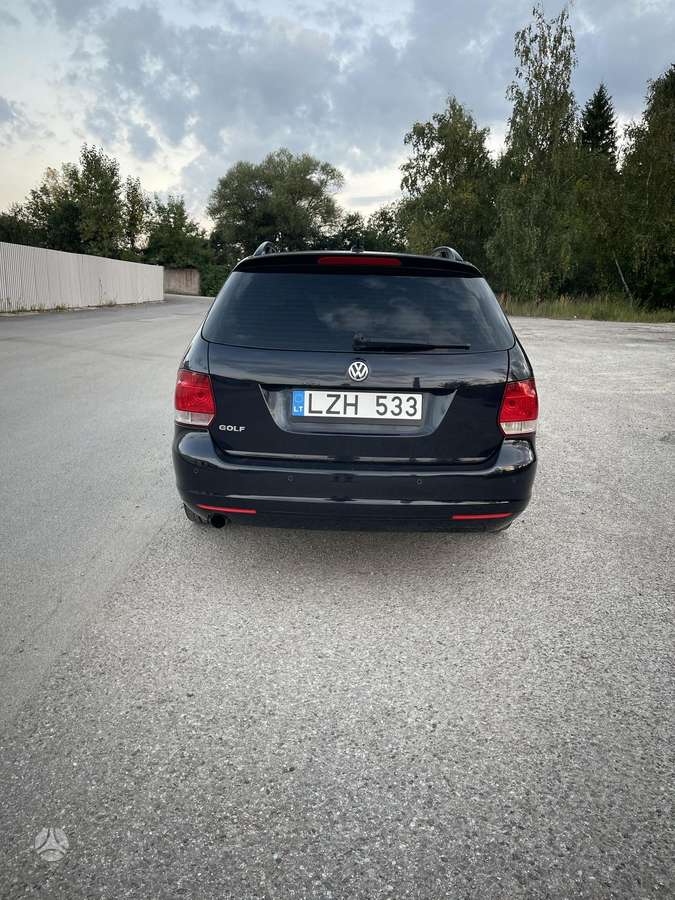 Volkswagen Golf - 3