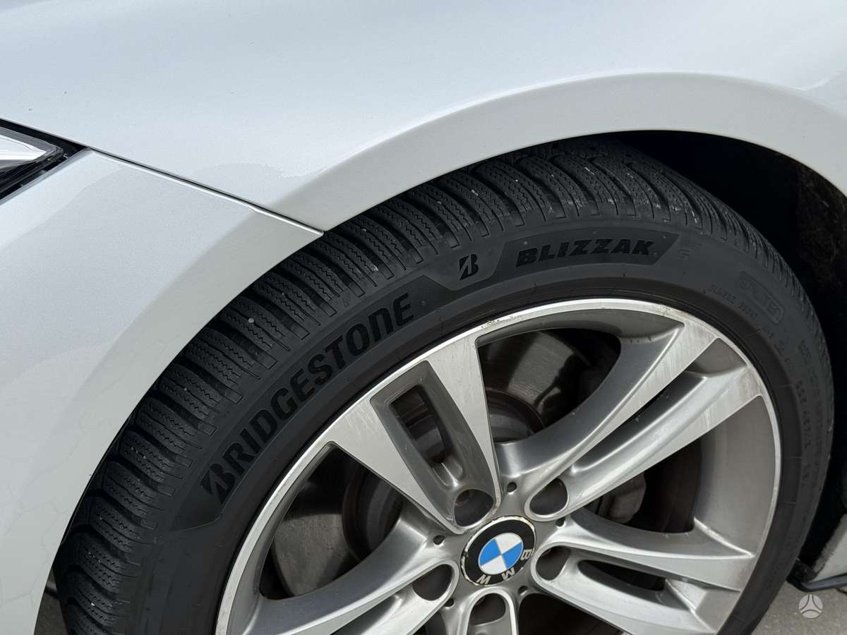 BMW 330, 3.0 l., universalas
