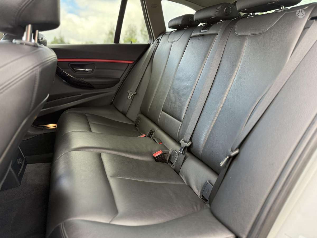 BMW 330, 3.0 l., universalas