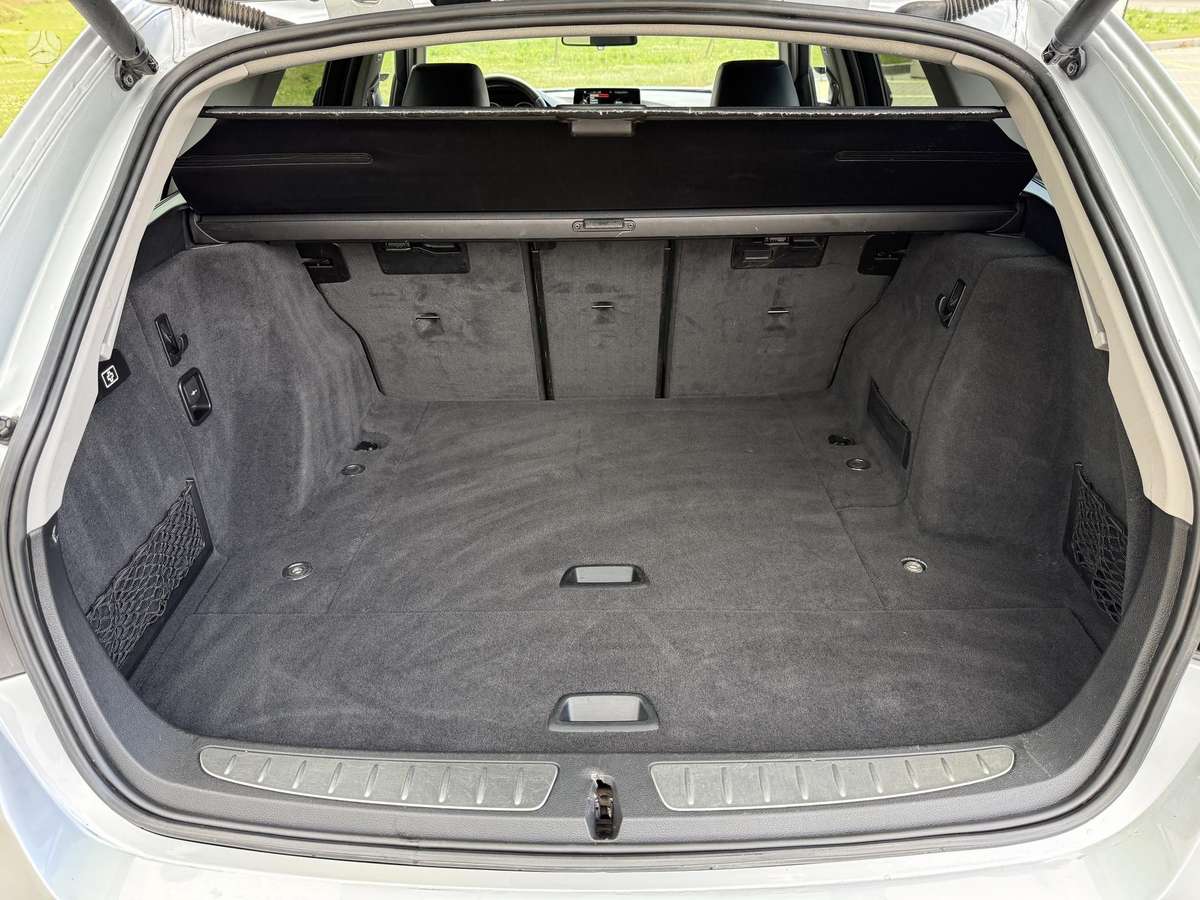 BMW 330, 3.0 l., universalas