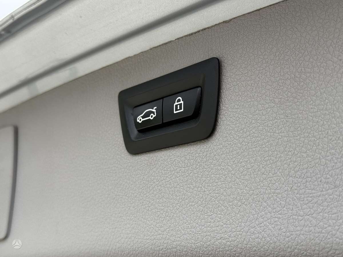 BMW 330, 3.0 l., universalas