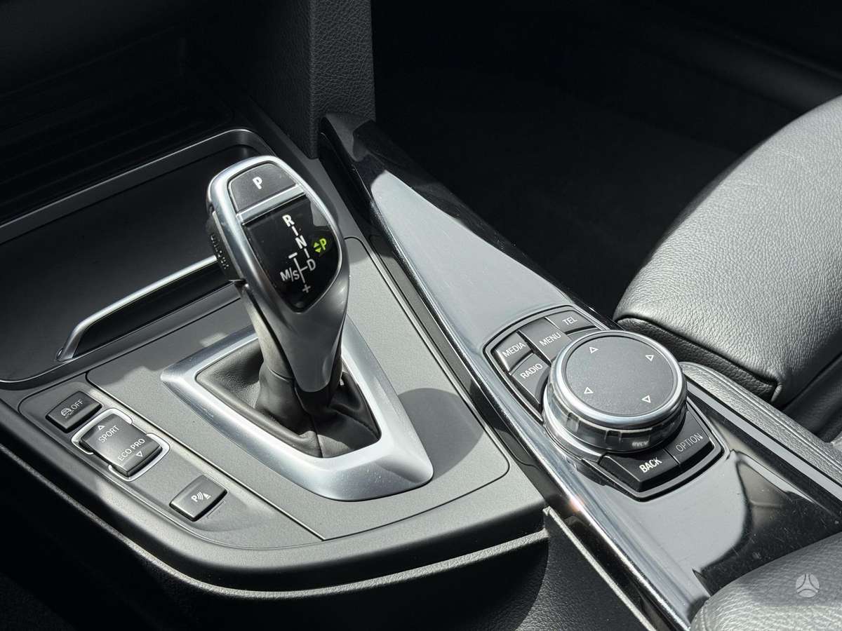BMW 330, 3.0 l., universalas