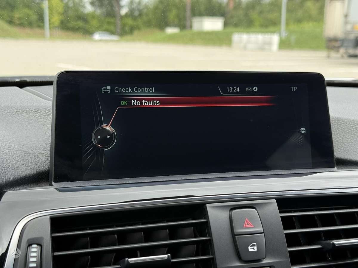 BMW 330, 3.0 l., universalas