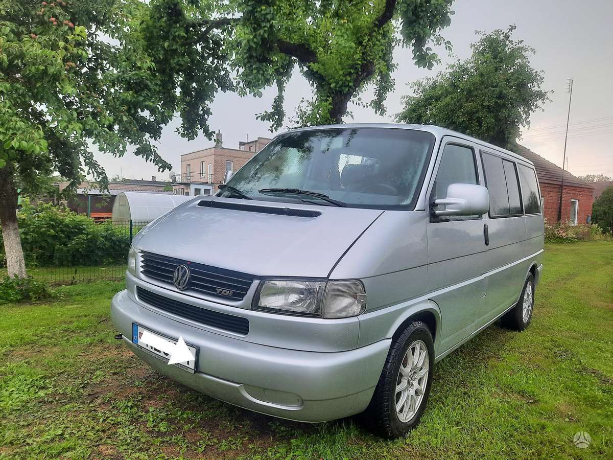 Volkswagen Multivan, 2.5 l., Минивэн