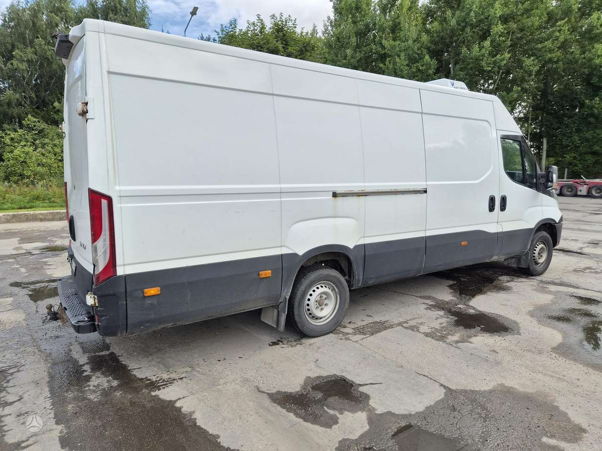 Iveco Daily, 2.3 l., cargo van