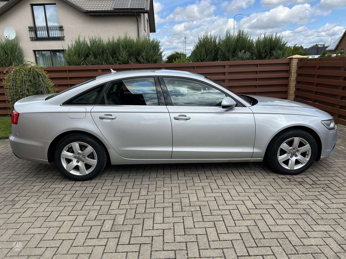 Audi A6, 3.0 l., Седан