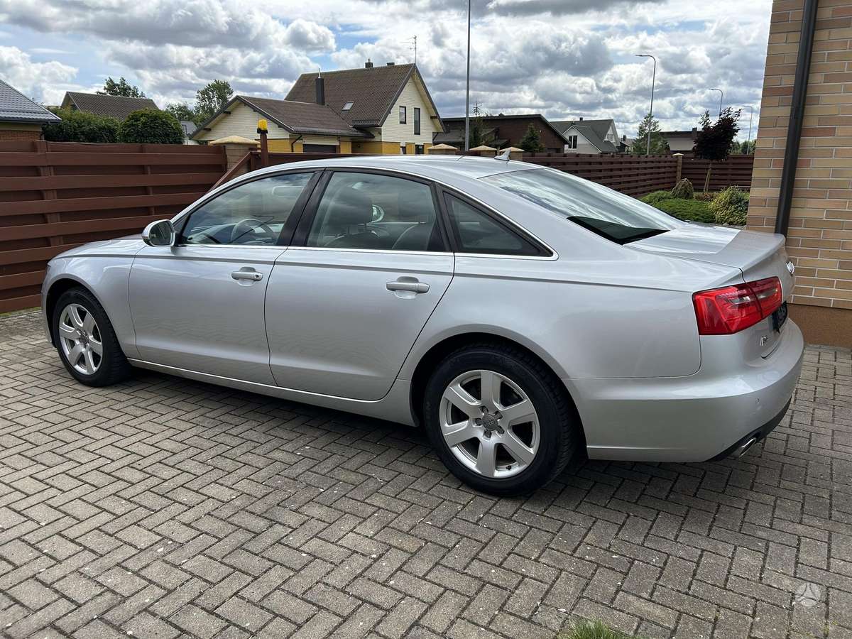 Audi A6, 3.0 l., Седан