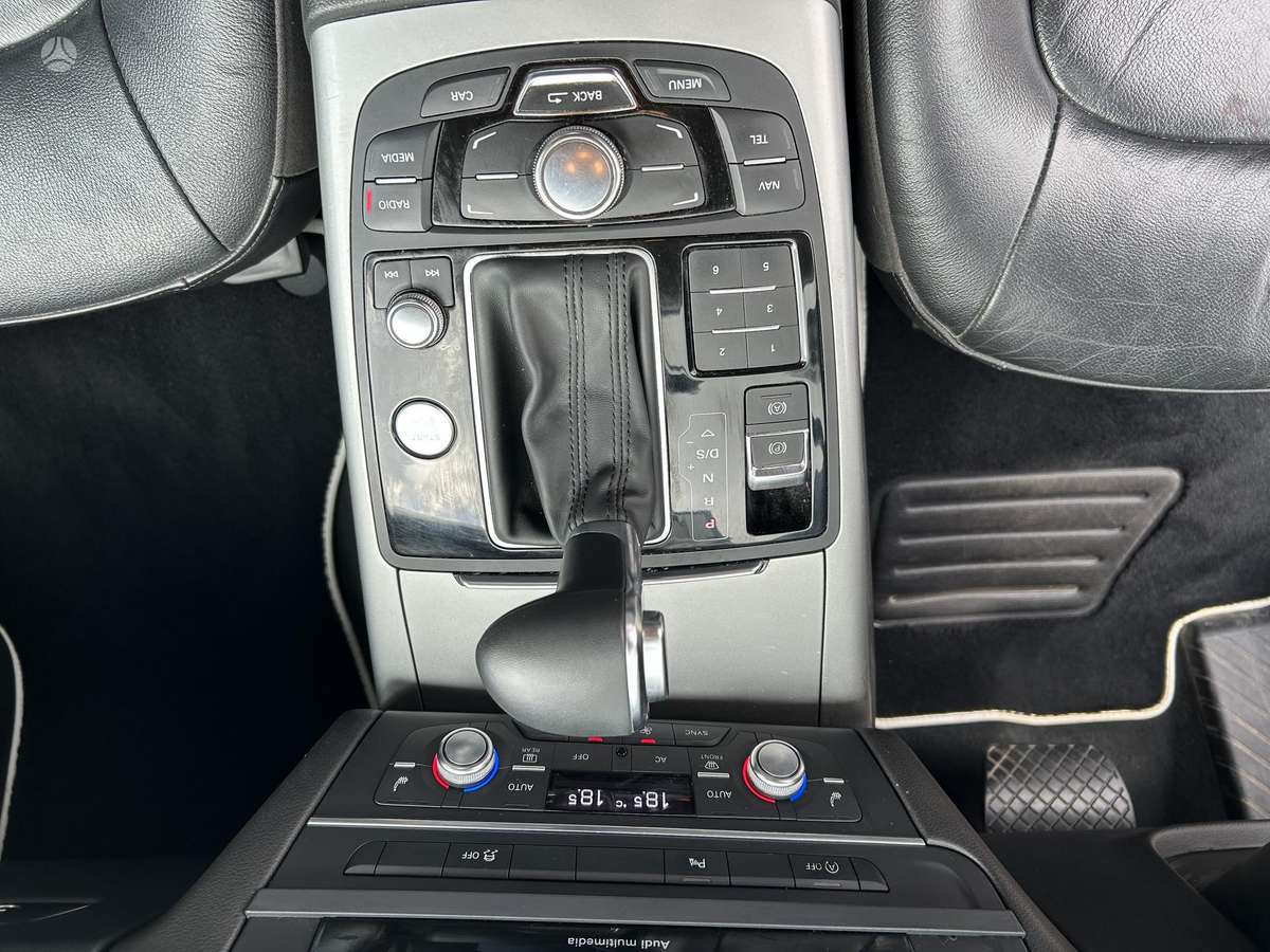 Audi A6, 3.0 l., Седан