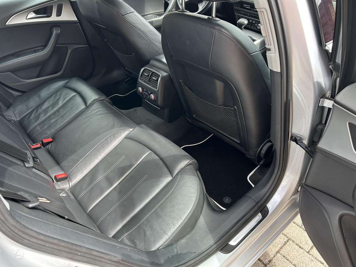 Audi A6, 3.0 l., Седан